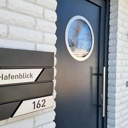 Wellnessoase Hafenblick Nyaraló Walchum