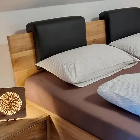 Wellnessoase Hafenblick 펜션 Walchum