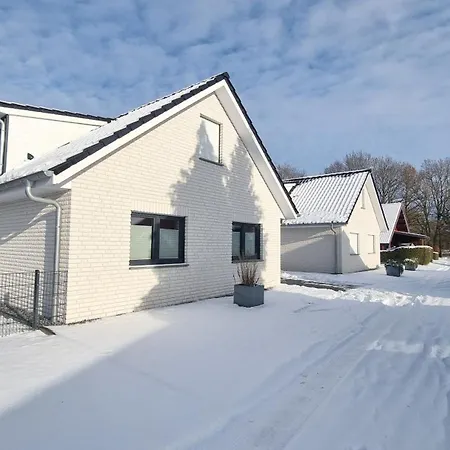 Wellnessoase Hafenblick 펜션 *